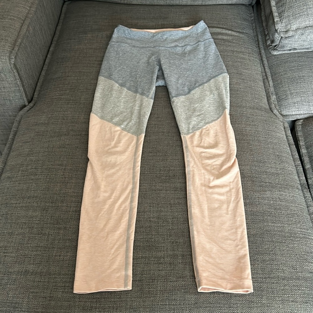 Outdoor Voices leggings.